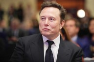 Elon Musk anuncia Grokipedia, rival de Wikipedia con promesa de mayor objetividad