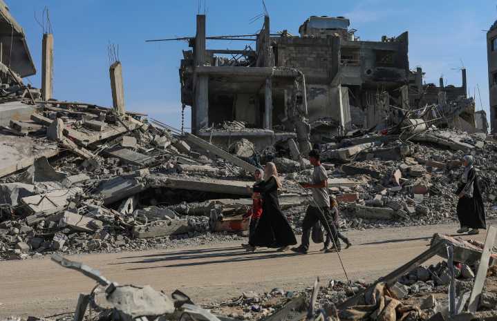 Israel sigue rompiendo cese al fuego en Gaza y mata a 17 miembros de una familia