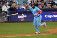 World Series Game 4: Guerrero Jr. hits 2-run homer off Ohtani in the 3rd inning
