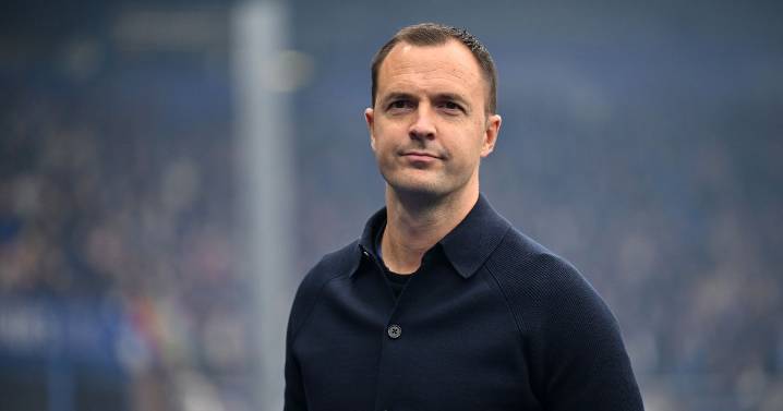 Chris Davies backs Birmingham City star after error and says 'it would be wrong'