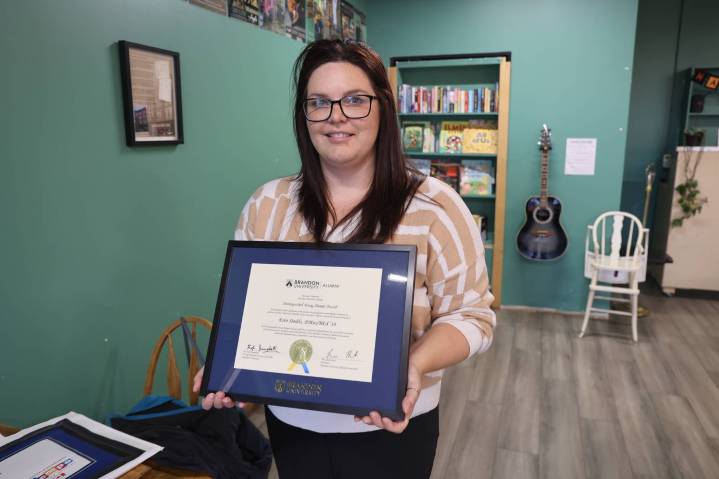 BU alumni award winner back in classroom