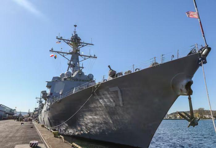 Buque de guerra estadounidense llega a Trinidad y Tobago: está a solo 10 kilómetros de Venezuela