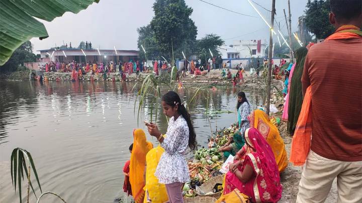 सेवा ग्राम नजरा द्वारा छठ पूजा समारोह का आयोजन