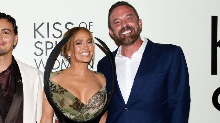 Jennifer Lopez and Ben Affleck Have a Red Carpet Reunion