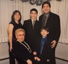 Rosa Zygmund Burk, Holocaust Survivor and Matriarch, Dies at 100