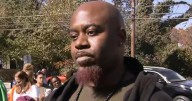 Furloughed federal workers turn to food bank during government shutdown