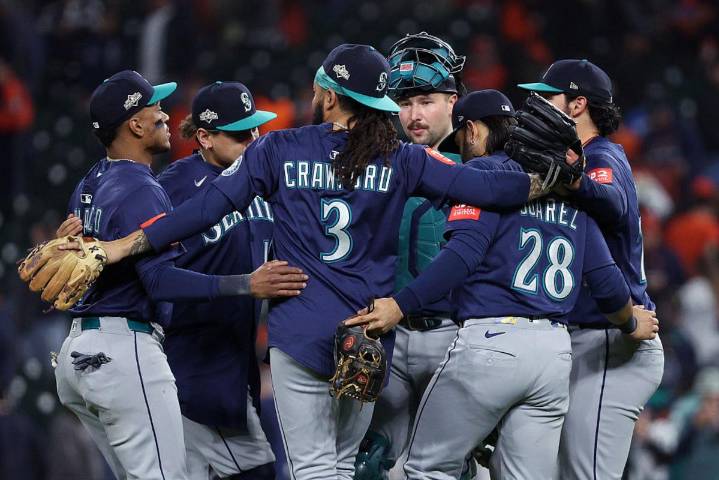 Mariners Take 2-1 Lead In ALDS Against Tigers In Seattle