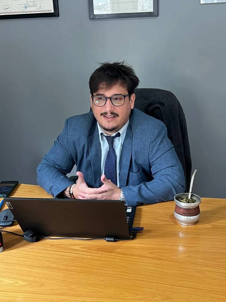 El peronismo tiene que dejar Instagram y volver al territorio