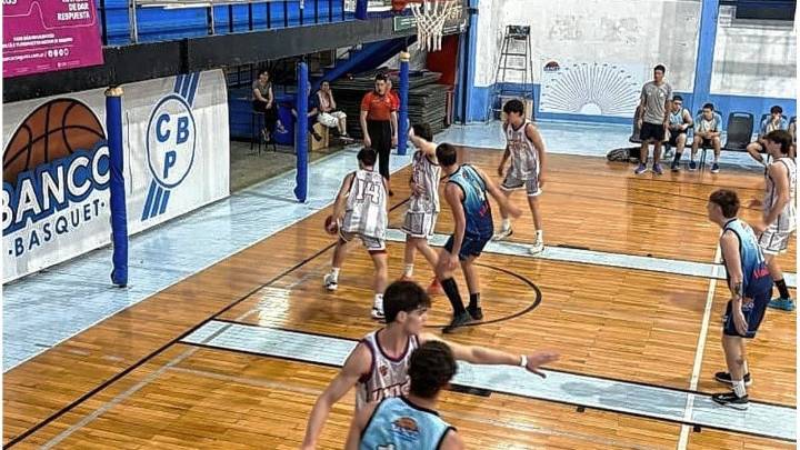 Torneo Oficial U21: Unión (SF) le cortó el largo invicto a Banco