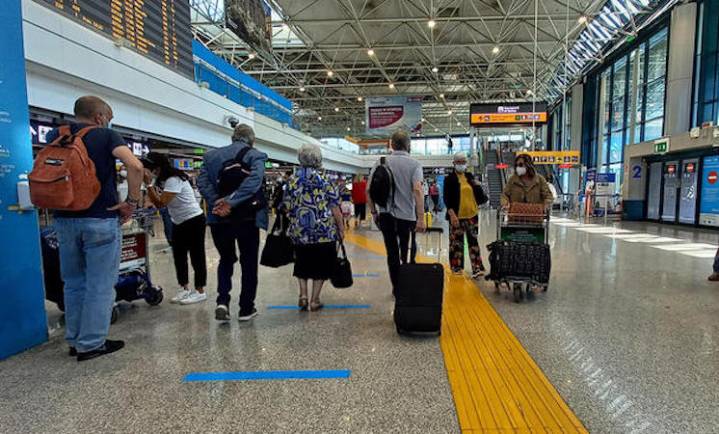 Frontiere digitali: EES, il passaporto biometrico dell’UE per viaggiare senza code