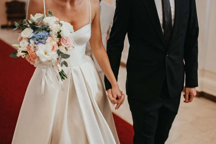 Groom's Mom Worried He’ll Be Left with Nothing if His Marriage to Future Wife Ends in Divorce