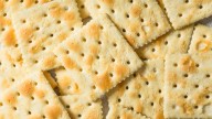 The Old-School Trick That Takes Saltines From Bland To Bomb