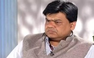 IAS officers cannot defy CM orders: Praveen Prakash