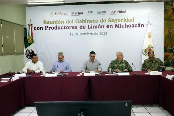 Acude Gabinete de Seguridad a Apatzingán