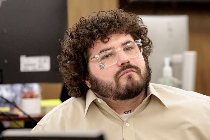 Medical examiner details 73 stab wounds in Jackson murder trial testimony