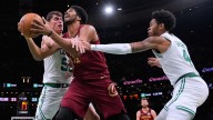 Cavs’ Jarrett Allen suffers finger injury