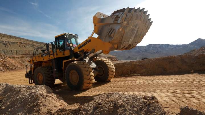 Rare earths stocks: China delays export controls after Trump