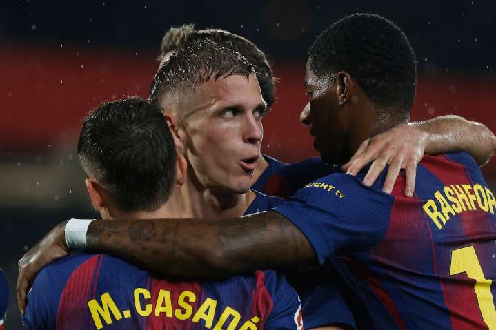 Where to stream Barcelona vs. PSG UEFA Champions League match today