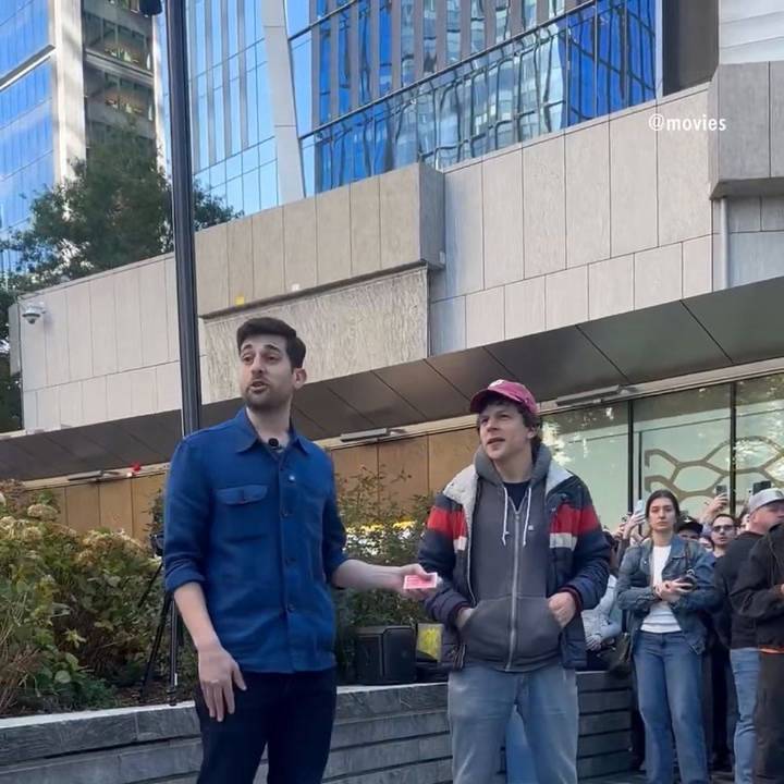 Jesse Eisenberg Performs a Magic Trick in N.Y.C.