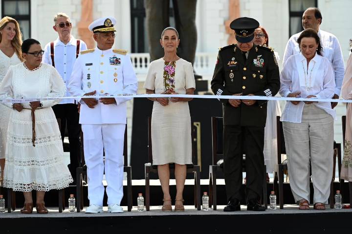 Llama Sheinbaum a fuerzas armadas ser ejemplo de la nación y rechazar la corrupción