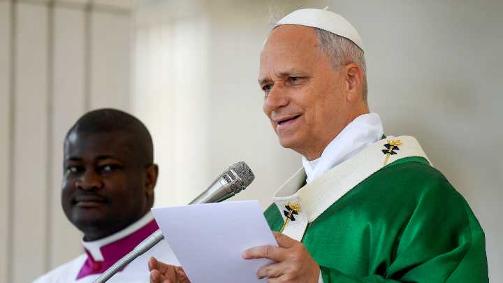 Pope Leo rejects question about Trump troops in his hometown of Chicago