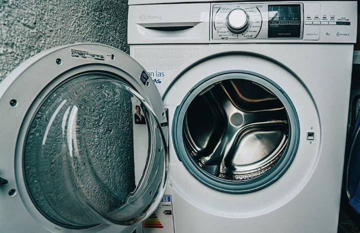 Este hábito obsoleto al lavar la ropa hace que tu factura de electricidad se dispare en otoño: corrígelo y ahorra hasta 200 dólares