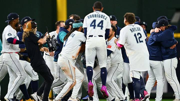 How Jorge Polanco, Mariners beat Tigers in 15 innings in ALDS Game 5: Reaction and analysis