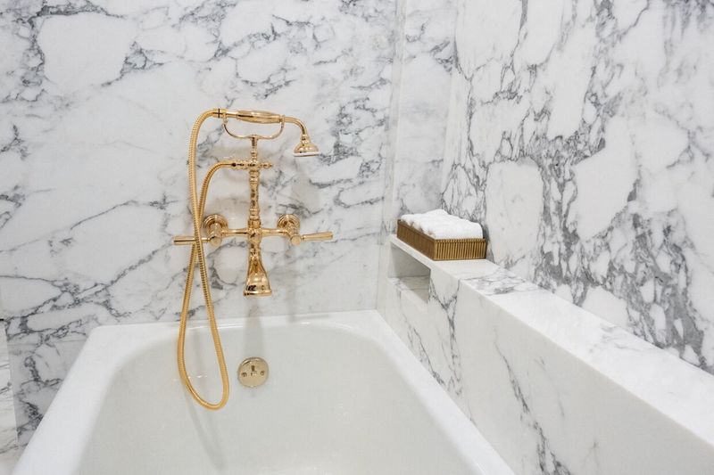 Trump unveils renovated Lincoln bathroom after East Wing demolition