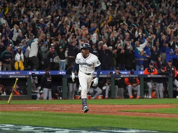 Polanco hits winning single in the 15th inning as the Mariners beat the Tigers to advance to ALCS