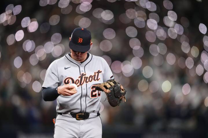 Photo gallery from Tigers’ extra-innings win over Mariners in G1 of ALDS