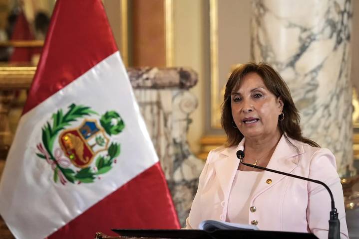 Destituyen a la presidenta de Perú, Dina Boluarte