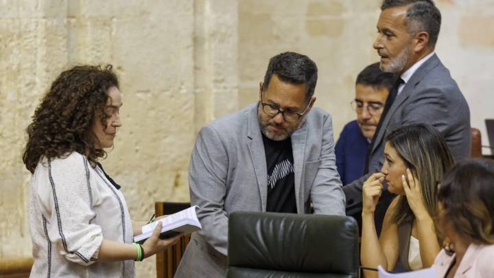Bronca en el Parlamento andaluz tras pedir la izquierda un debate sobre los cribados del cáncer de mama