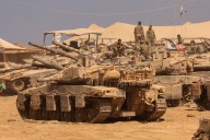 Israel completes first phase of Gaza withdrawal, 72-hour hostage release period begins
