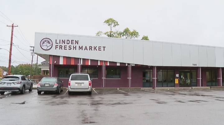 Food pantries becoming safety nets as SNAP delays loom amid government shutdown