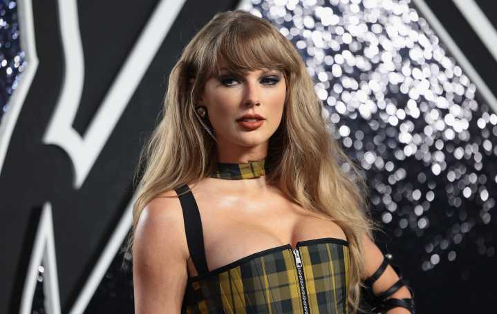 Taylor Swift Slammed For 'Problematic' History of Dating Younger Men Following Album Release