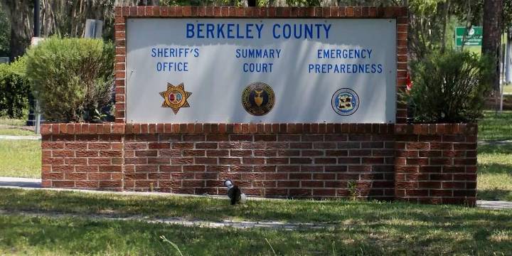 Deputies warn of scam targeting would-be victims in Berkeley County