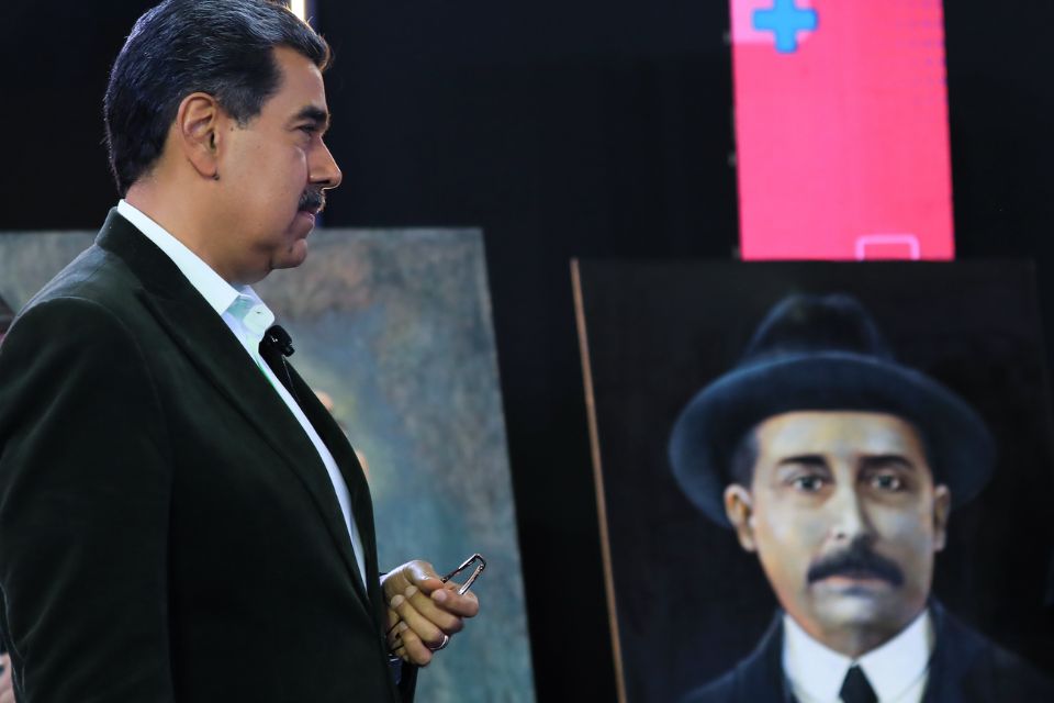A Maduro le sale mal la fiesta de la canonización