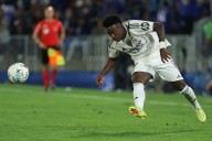 El Getafe se da un tiro en el pie y el Madrid sujeta el liderato antes del clásico