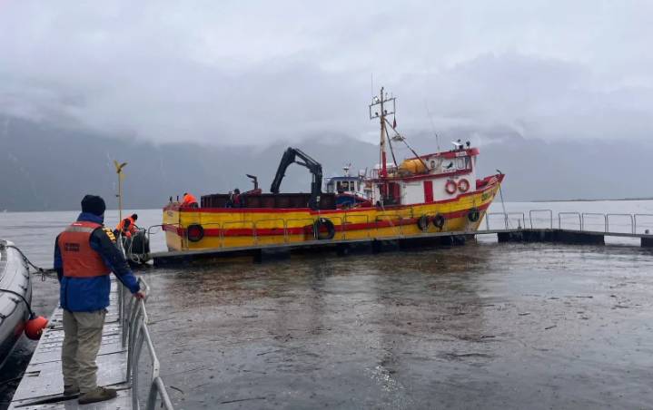 REALIZAN RECONSTITUCIÓN DE ESCENA POR MUERTE DE PATRÓN DE NAVÍO EN PUERTO CHACABUCO