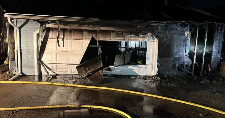 Kaukauna garage fire quickly containted,