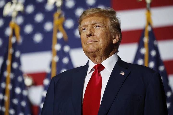 Trump says Afg-Pak conflict is ‘easy to solve’, boasts global peace record