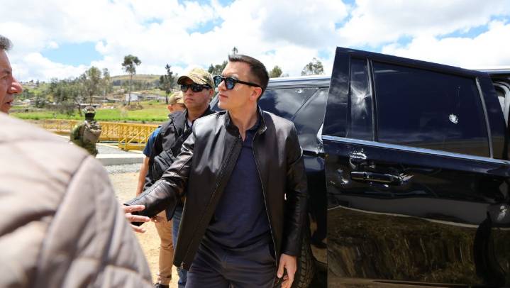 Atacan vehículo de Daniel Noboa, presidente de Ecuador
