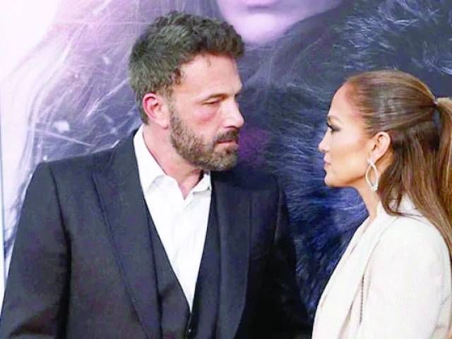 'Bennifer' reunite on red carpet