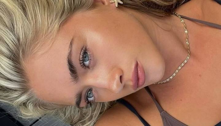 Tiene casi 4 millones de visualizaciones: Ex futbolista publicó foto de su hija modelo y se hizo viral