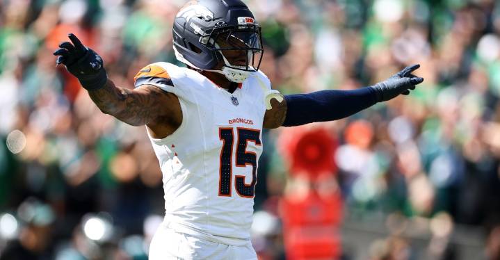 Nik Bonitto named AFC Defensive Player of Week