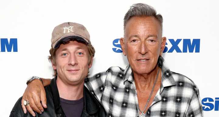 Jeremy Allen White Talks Meeting Bruce Springsteen For the First Time Before Filming ‘Deliver Me From Nowhere’ | Bruce Springsteen, Jeremy Allen White | Celebrity News and Gossip | Entertainment, Phot