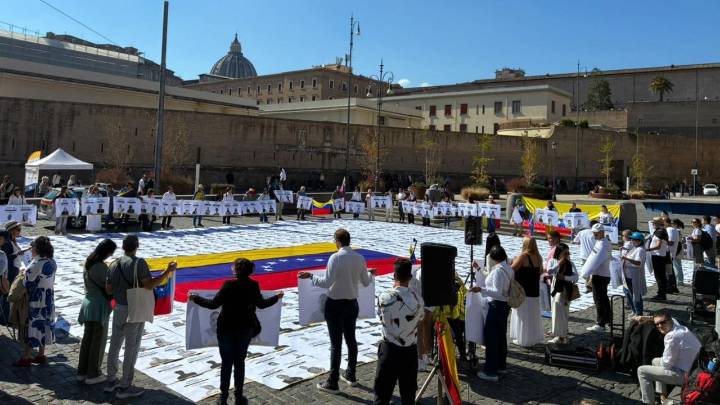 Piden en Roma por una canonización de José Gregorio Hernández y la madre Rendiles sin presos políticos en Venezuela