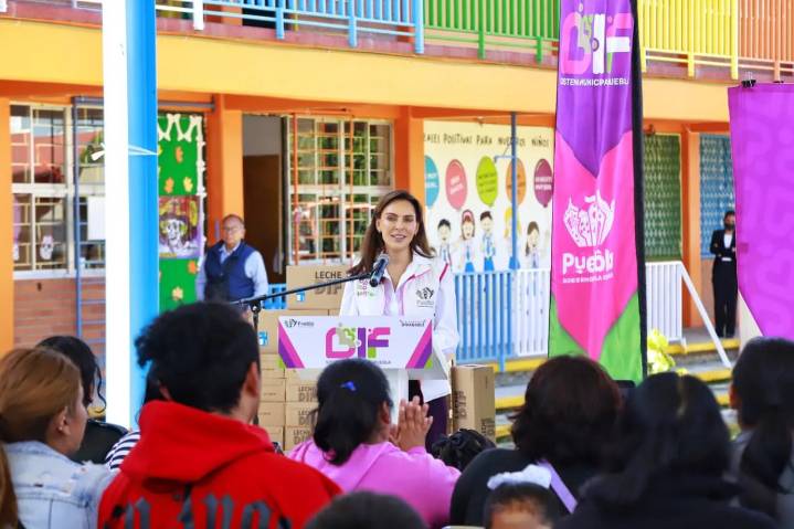 DIF Puebla Capital entregó más de 5 mil paquetes de desayunos escolares fríos