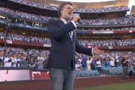 World Series anthem singer messes up lyrics to O Canada in both French and English