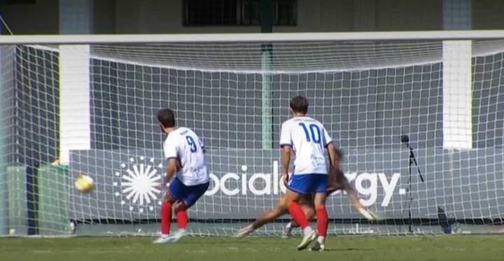 Al Algeciras se le atraganta el partido: el punto acaba sabiendo bien